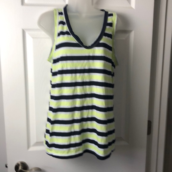 T.La Scoop-Neck Layering Tank Lime XL - Picture 5 of 10